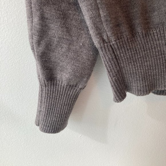 J.LINDEBERG V-Neck Merino Wool sweater  - size XL - Picture 5 of 13